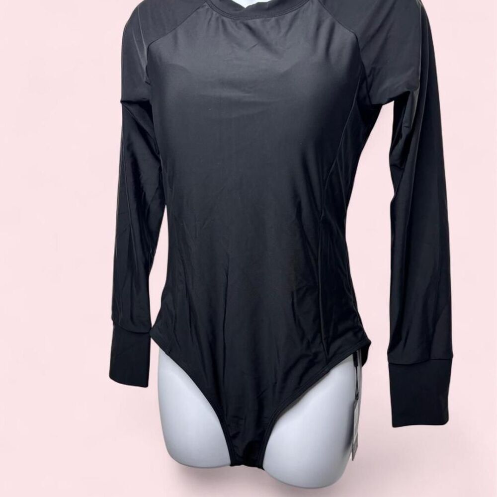 Ocean Blues Women's M Black Long Sleeve Rash Guard One Piece Swimsuit NWT $149